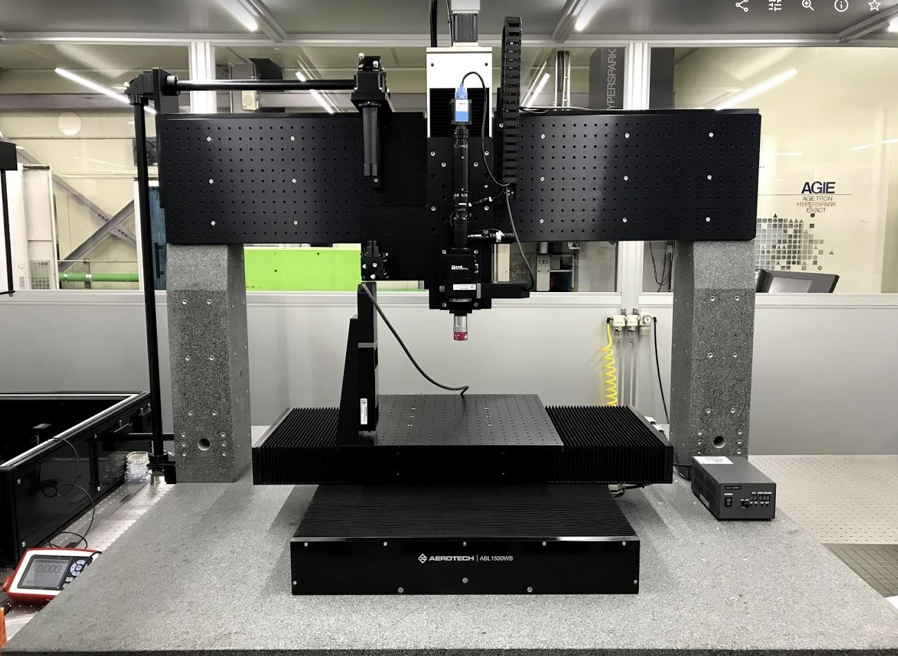 Ultrafast Amplifier Laser Micro Machine System